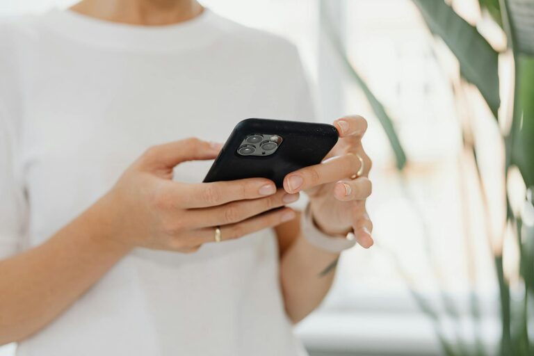 How to Set Healthy Boundaries with Notifications for Better Focus